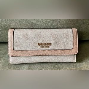 Guess Multi Clutch Logo Wallet